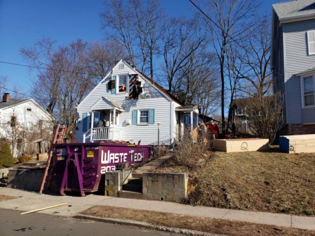 heart911team's tweet image. HEART 9/11 has a team of 30 working on a veteran home in Hamden, CT this week. As of 10:00am roof structure demo is almost complete &amp;amp; 1st-floor interior stripped. Thank you #Local79  #FDNY and #NERCC for supplying the skilled labor to get this project started.