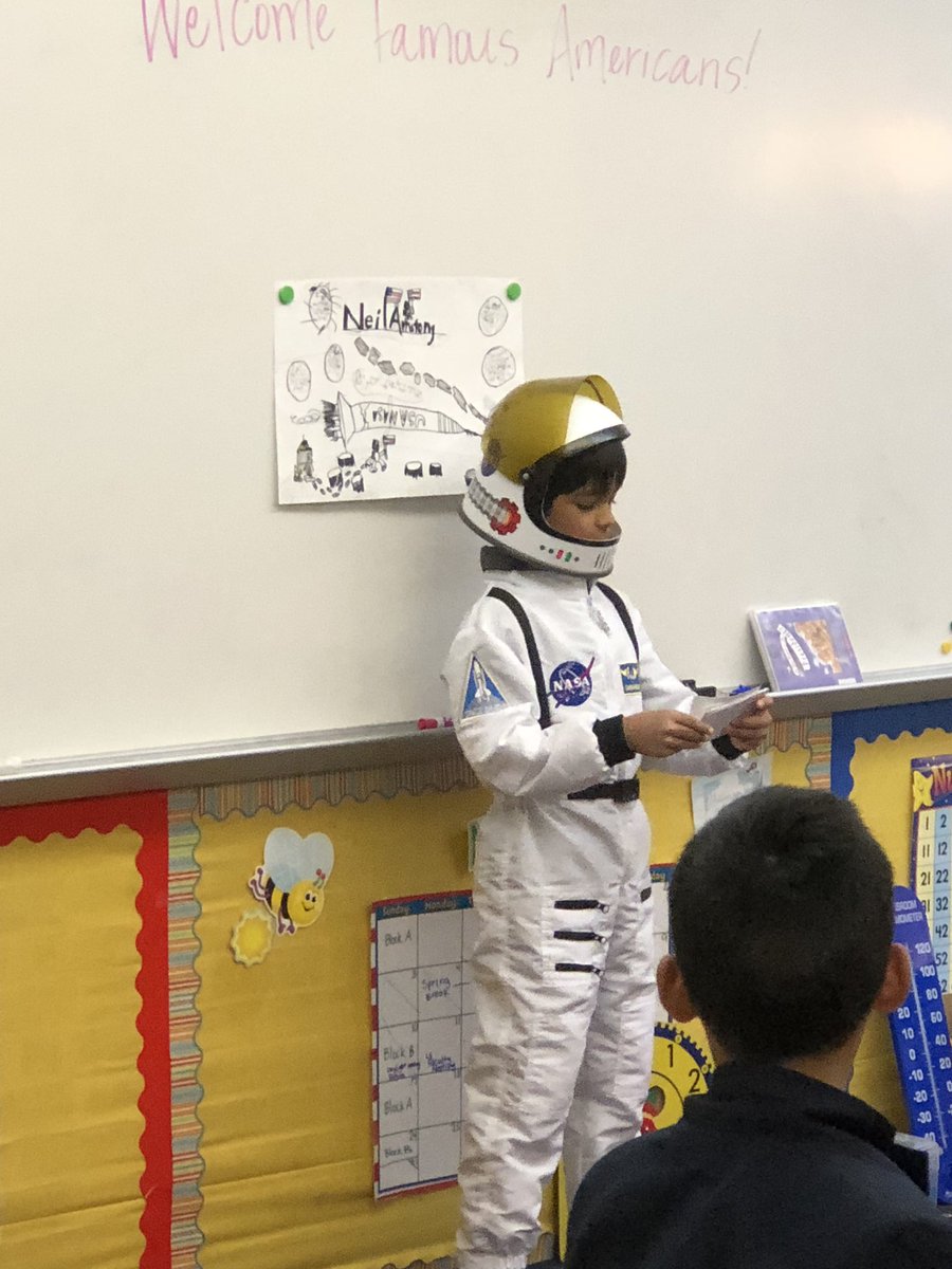 DiscoverPaceLS's tweet photo. Famous Americans were present in 2nd grade last week! Loved hearing these students share their learning. https://t.co/Tap3fXKyFb