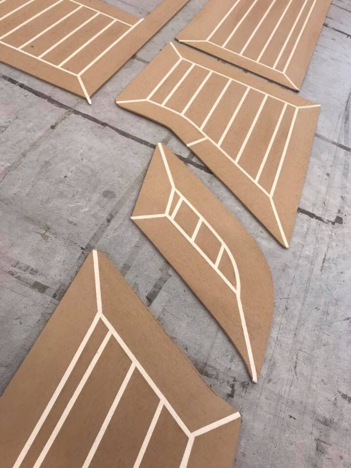 PlasDECK's tweet photo. Kit in PlasDECK Natural White ready for installation 🔝😄 (photo credit to Teak sintetico Synteak - Plasdeck Europe) #Eco #Ecofriendly #Boat #boats #Boatlife #lifestyle #cruiser #travel #Yacht #Yachts #Yachting #Yachtlife #Boatdeck #Boatdecking #Boatflooring https://t.co/t4RhYRtJUD