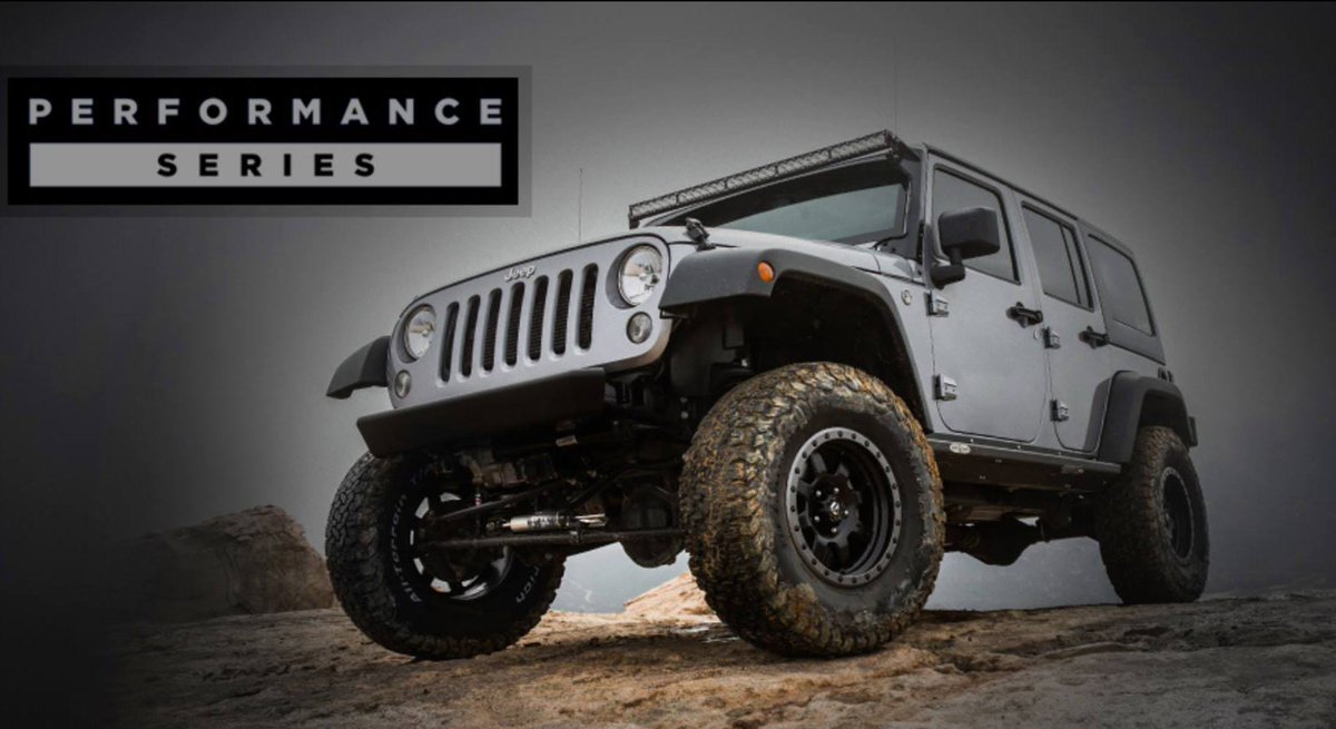 AfricaFox's tweet photo. The latest Performance Series from #RIDEFOX is a must for all off road enthusiast.
For more info please see ➡️:https://t.co/e8iIthZtXW
or contact Paul - 074 112 0818
#RIDEFOX
#KnowByName
#OffRoad
#ChooseDay https://t.co/rsSW8SIsQf