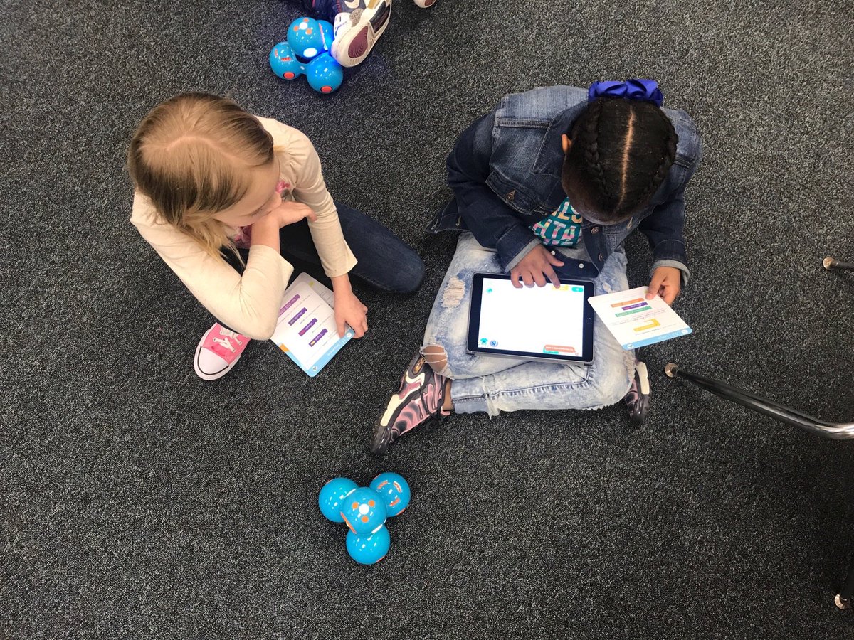 OPS_Wakonda's tweet photo. 4th Grade Ss @OPS_Wakonda programing Dash and Dots during their time with our amazing friends @AIMInstituteOMA #BrainExchange #WakondaForever #WakondaTech https://t.co/9rrdWynfM4