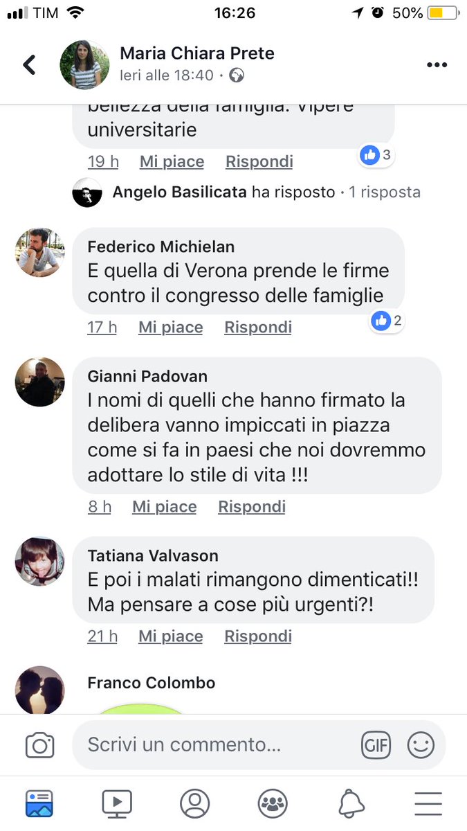 Ecco Maria Chiara Prete, leader dei movimenti di Universitari per la Vita, vicina al ministro leghista Fontana. Non ho parole.
Ho sostenuto la mozione in Consiglio degli Studenti, e voterò a favore in maniera ancora più convinta in Senato Accademico.
#UniTS #Pride 🌈 #senzapaura