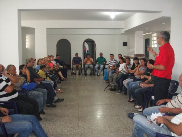 INCRET_SC's tweet photo. Primera reunión con el personal activo y jubilado de nuestra institución y el Lcdo Carlos Acero, nuevo Gerente del  Incret Tachira https://t.co/9GfaxOC4rO