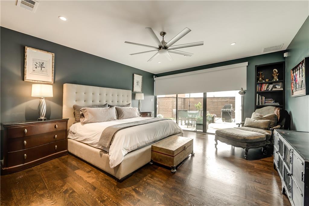intownsteve's tweet photo. #FeaturedListing | Check out this stunning contemporary home nestled above the Historic Belmont Hotel.  To schedule a private tour, InTownSteve@gmail.com #BelmontHotel #InTownSteve #DallasRealEstate #DFWRealtor #RHAdfw 

1905 Malone Cliff View // Offered for $1,025,000 https://t.co/QPpxVVcsXv