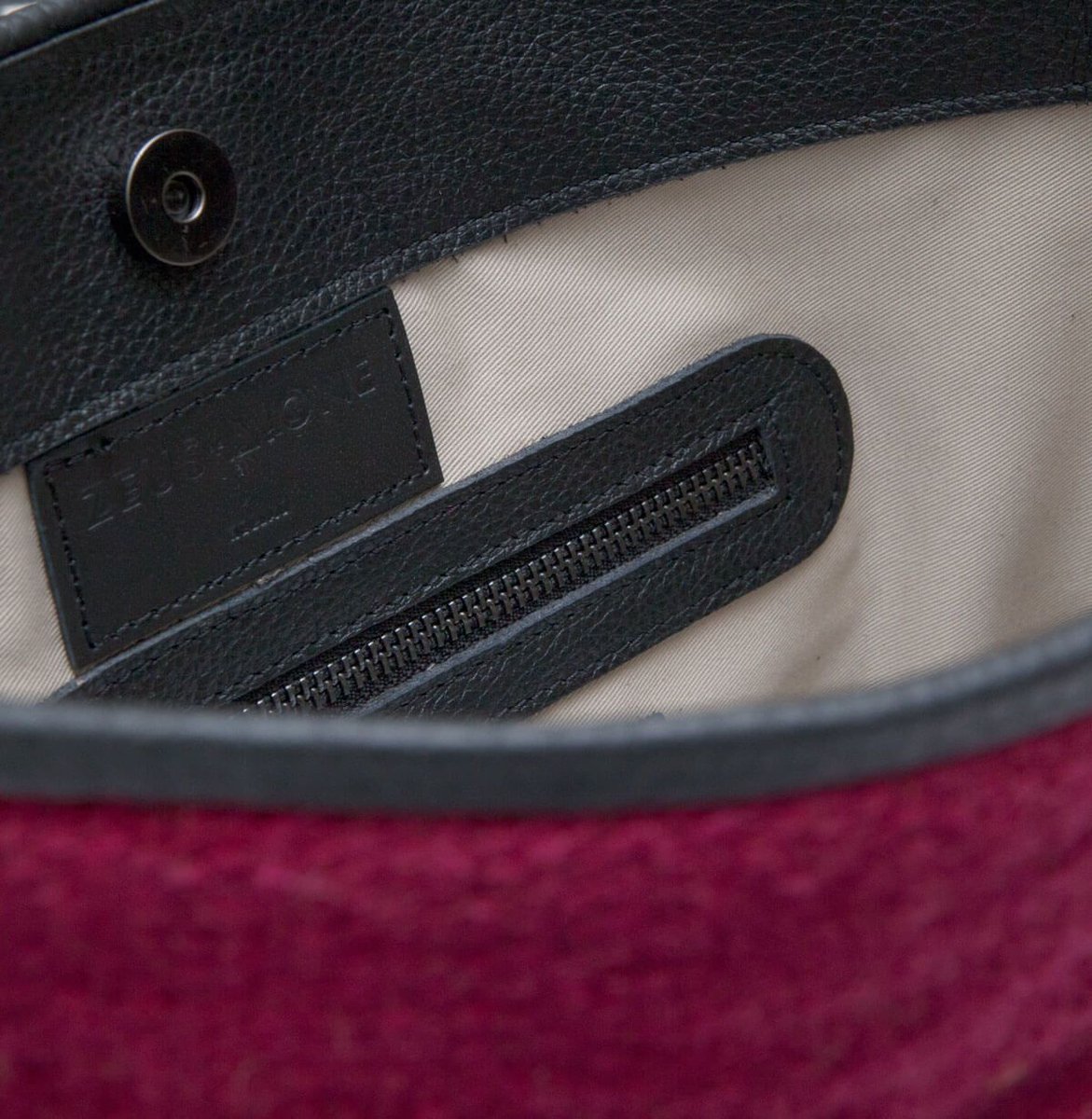 A Magic Cabinet tweet media