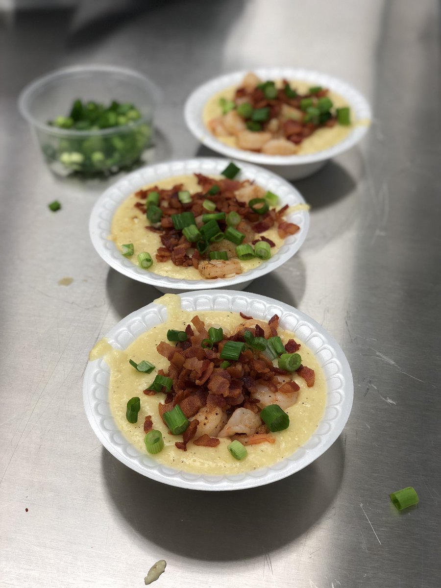 ShelbyMuha26's tweet photo. Southern Shrimp and Grits, some great soul food on this cloudy March day. #culinaryessentials2 #owlpower https://t.co/Z3LkgZQ1m3