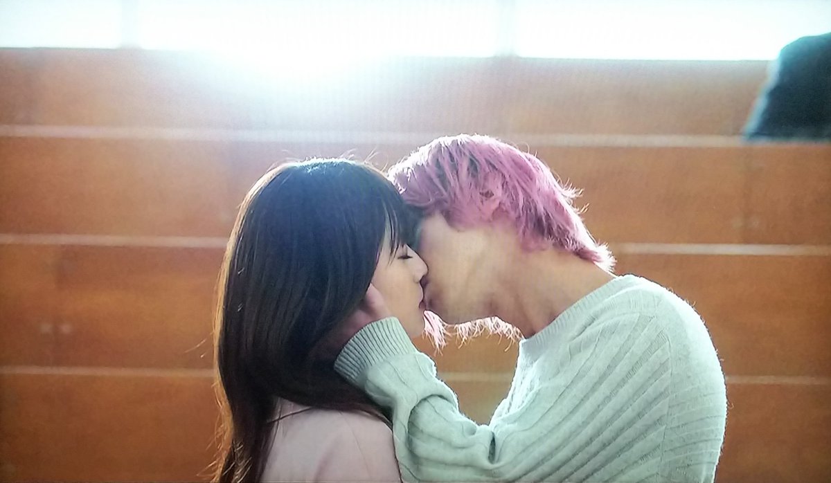 MIO בטוויטר: "キスシーンがヤバい。 ゆりゆりファーストキスでしょ? 何なの?その色気。 手の添え方とかホントに初めてなの? #はじこい # 横浜流星… "