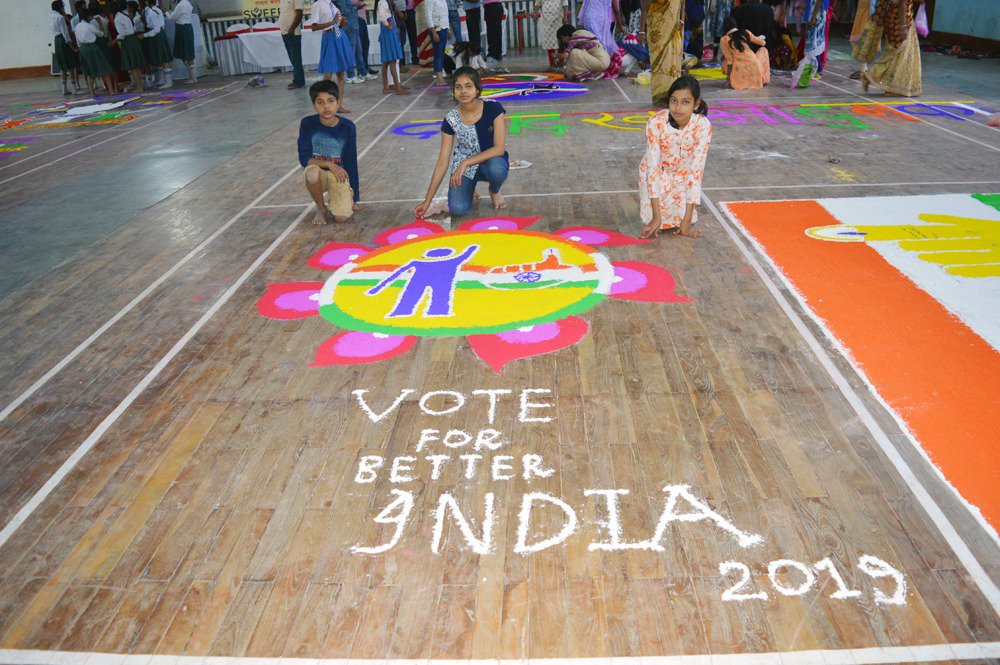 Rangoli Competition organized under SVEEP to spread awareness & to inform and educate people about the importance of voting & to motivate voters. Very artistic and innovative designs of Rangoli created by participants. @ceojharkhand #SVEEPJharkhand #NoVoterToBeLeftBehind