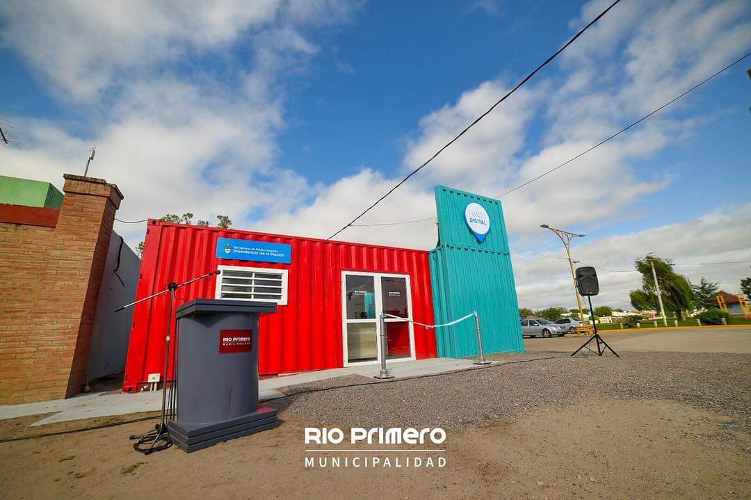 La <a href="/MuniRioPrimero/">Muni Río Primero</a> inauguró su #PuntoDigital, un espacio público para que todos los ciudadanos puedan capacitarse y acceder a las nuevas Tecnologías de la Información y Comunicación. La dependencia fue equipada por @ModernizacionAR y ya está disponible para toda la comunidad.