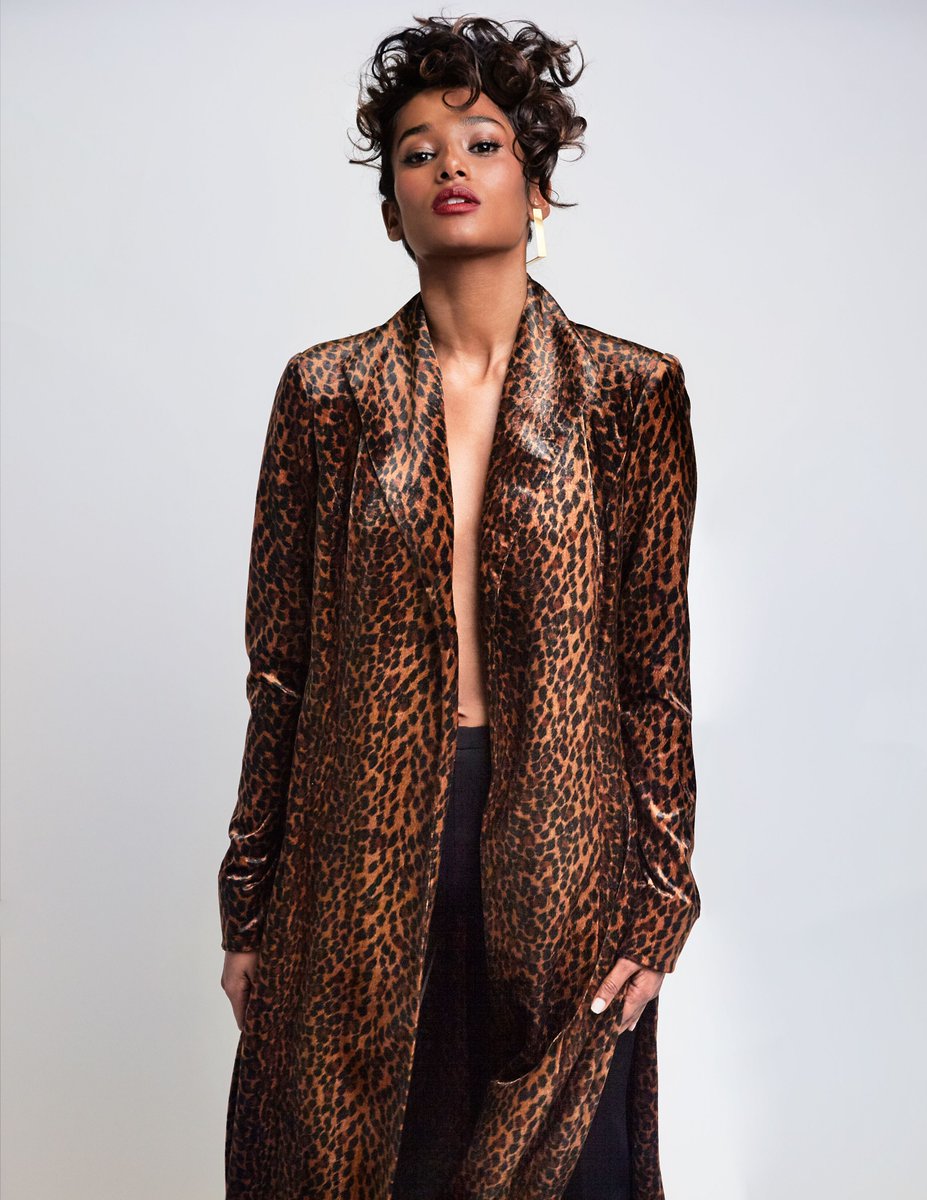 MargiKentStudio's tweet image. Leopard Split Jacket • Available Online Now
margikent.com/shop/leopard-s…
#margikent #margikentstudios #margikentdesigns #whatiwore #fashionable #fashionpost #vscostyle #stylegram #fashionaddict #aboutalook #madeinla #studio #lookbook #lookoftheday #ootd #visualart #outfitideas #styl