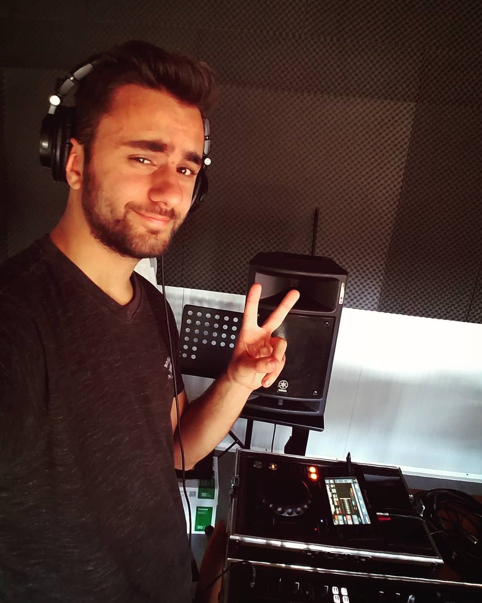 Preparing some new DJ sets! 🔥
#Dkuul #HouseMusic #EDM #BrazilianBass #Fire