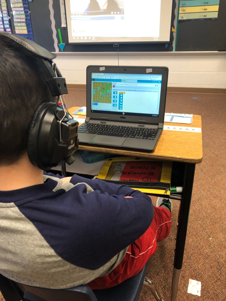 misshoffman18's tweet photo. Today's coding lesson, Stevie and The Big Project!  We learned about frustration, persistence, and to always keep trying!  #LevelUpRL https://t.co/RIvTVeraKS