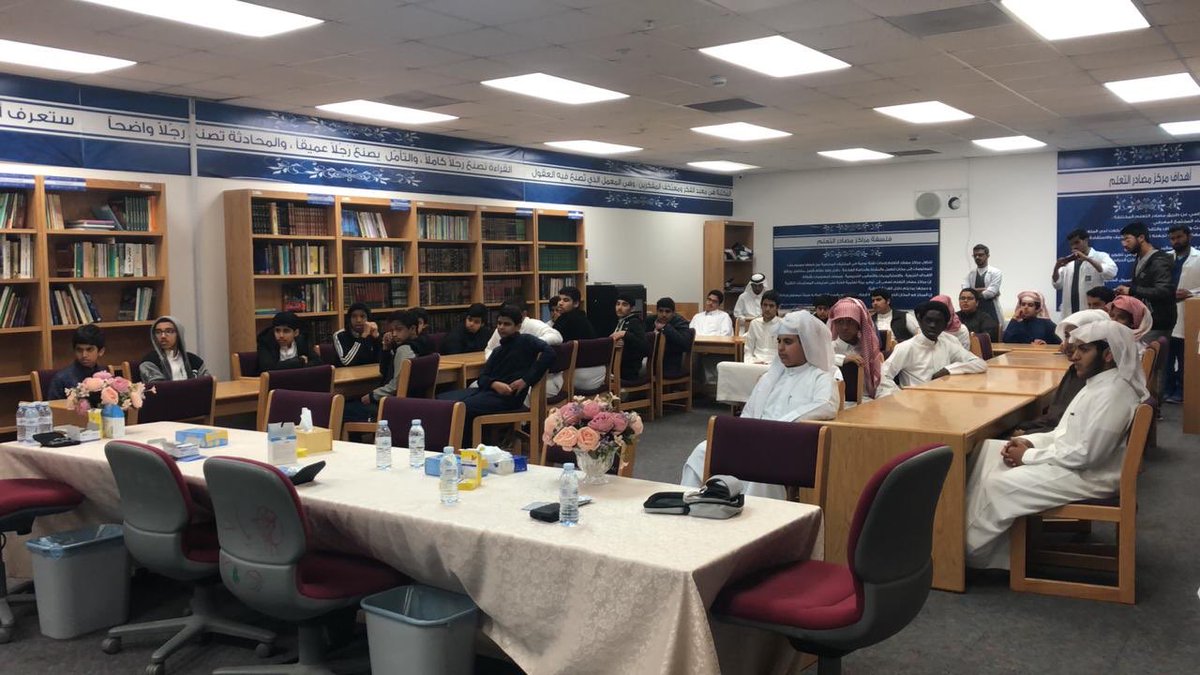 MedicineClubIAU's tweet photo. مقطفات من مشاركة النادي في برنامجه المُجتمعي التثقيفي عن الأمراض المزمنة لطلاب المدارس. https://t.co/1jc4mGBd1X