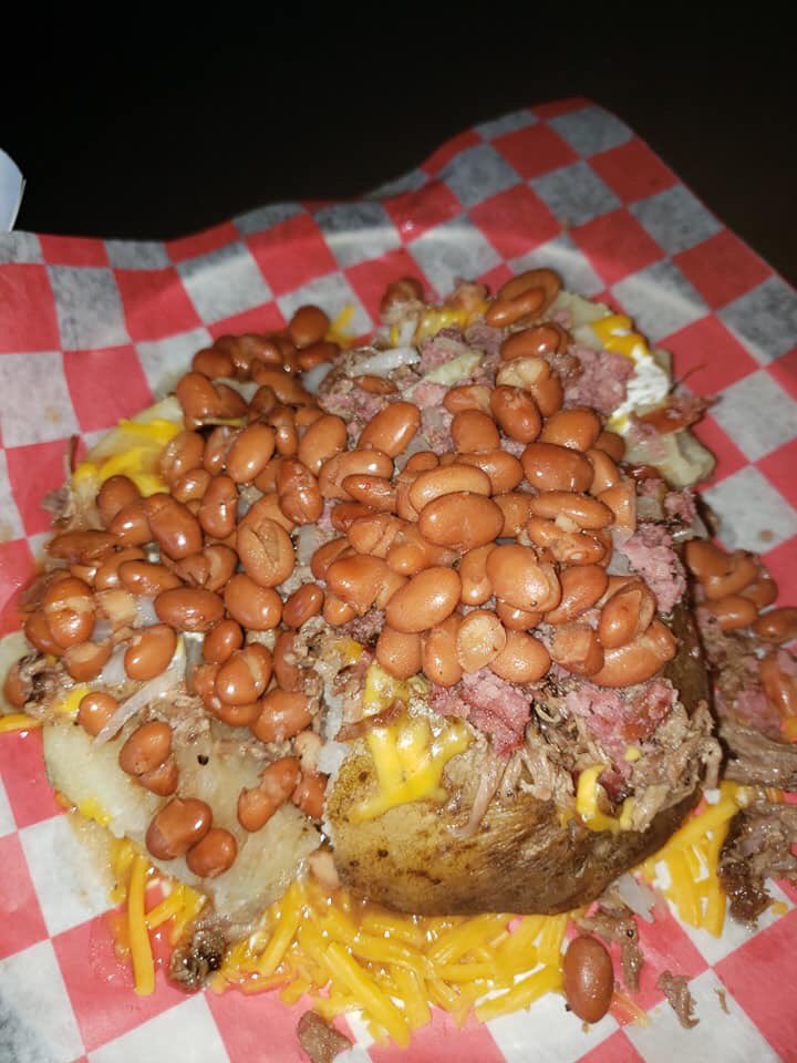JambosBbqShack's tweet photo. Stop by for a Sadie! We’re open 11-8 @ 2503 W Pioneer Parkway Pantego, Texas! https://t.co/f7UqOiFOrD