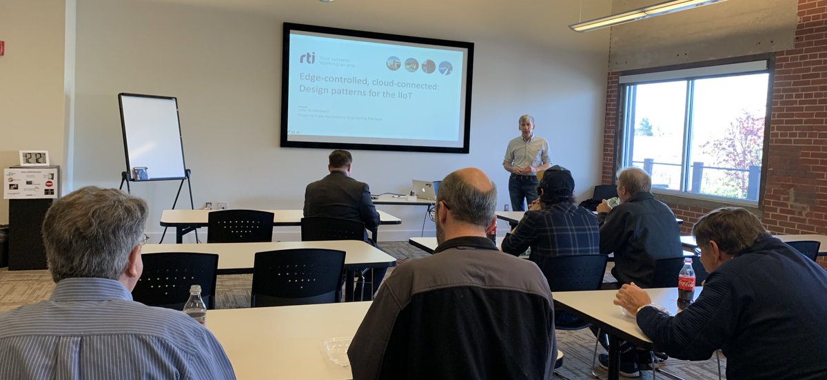 Kicking off a Lunch &amp; Learn about Edge-Controlled and Cloud-Connected Design Patterns - in #Charlotte with <a href="/rti_software/">Real-Time Innovations (RTI)</a>’s John Breitenbach. @NCRIoT <a href="/CharlotteIoT/">Charlotte IoT</a> @Launch_Factory_ 

#iot #iiot
