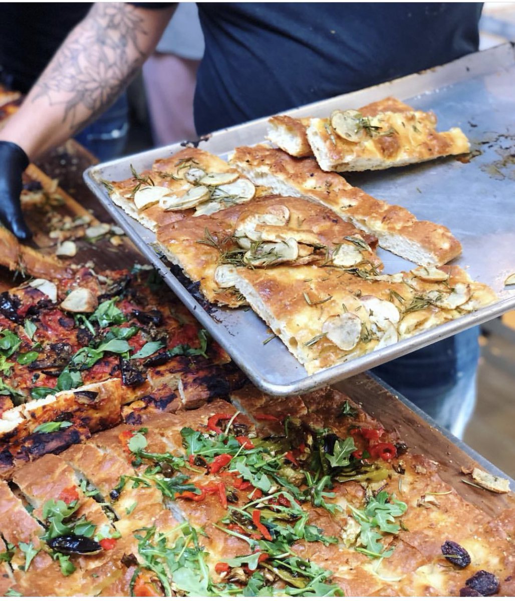 FOCCACIA BAR HAPPY HOUR 🥂 *Starting next Thursday 3/21*
Grab a seat on the water and enjoy an extended Happy Hour every Thursday &amp; Friday 4-Close featuring our freshly baked flatbreads topped with house-roasted ingredients 🍕 Complimentary focaccia with purchase of any alcohol!