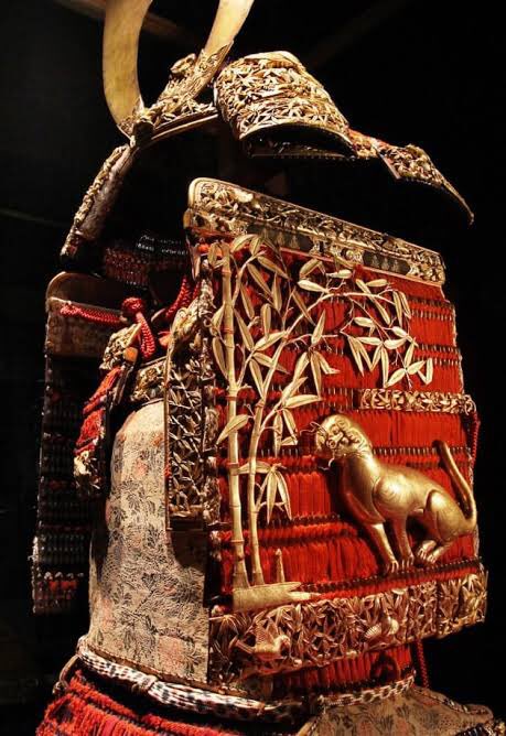 世界の武器防具百科！！ on X