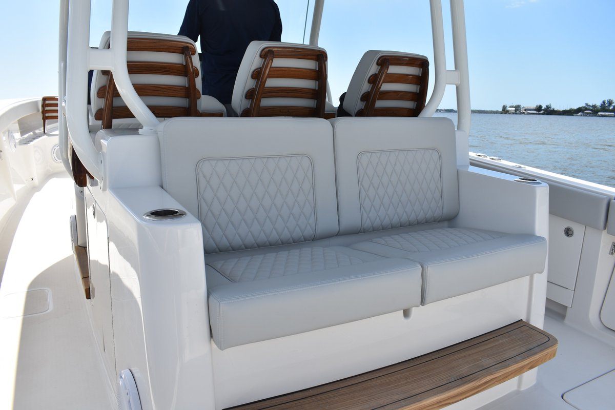 JupiterMarine's tweet photo. Only on a Jupiter! Built with you in mind, the perfect reflection of functionality and performance fit for today’s boating lifestyle!
Visit https://t.co/LAqHZ359rm to #DesignYourJupiter and find a Jupiter dealer near you! https://t.co/6da8UX1BVg