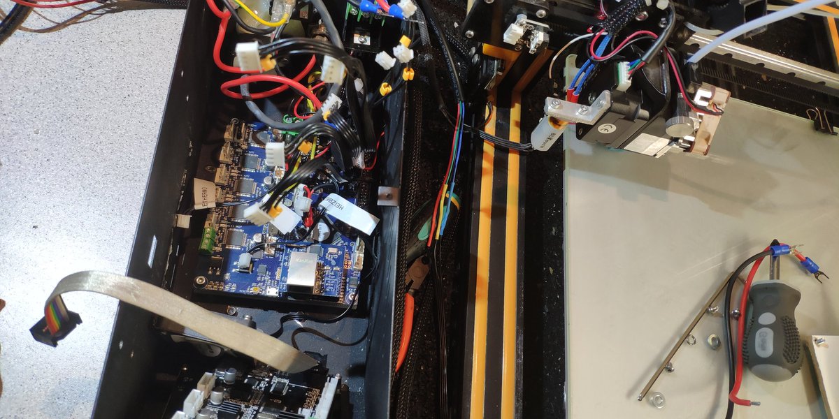 punk_aerzte's tweet image. Weiter geht der Umbau... Marlin ❌ Reprap ✔️ #3Dprinting #duet3d #cr10