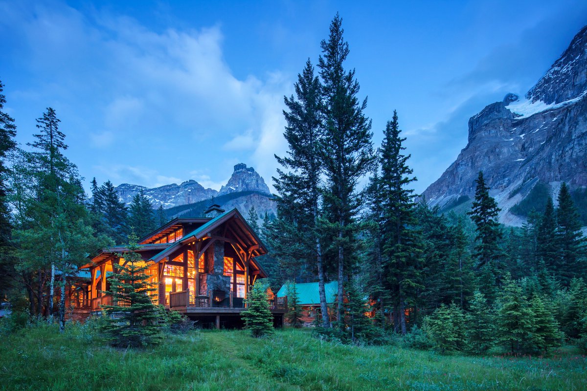 CathedralMtn's tweet photo. *Season Opening Special* Book a 2-night stay between May 24 and June 15, 2019 and receive a complimentary dinner for two in our Riverside Dining Room DETAILS: https://t.co/pbIGb6kOBP #explorebc #rockymountains #glamping #canada #TravelTuesday #explorecanada #vacation https://t.co/LrvVCP55kd