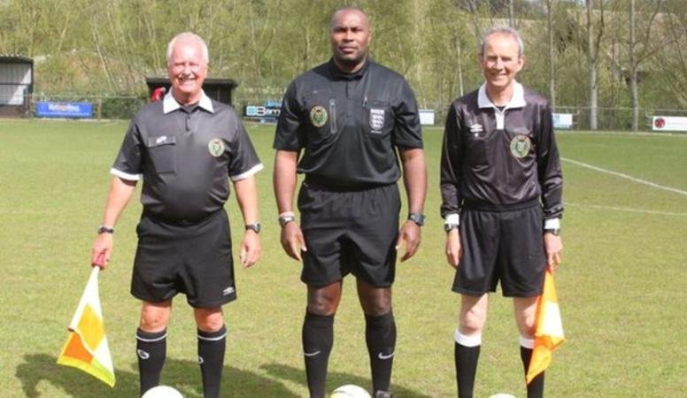 "I'm sure if you went to most BAME referees and asked them who is the highest-profile black referee working in the game, they wouldn't know."
Referee Joel Mannix has called for more officials from BAME backgrounds in football.
Full story: https://bbc.in/2CCG28Tย