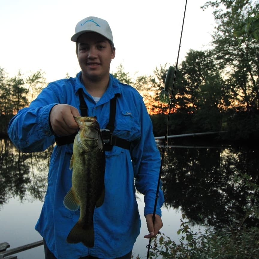ReelMaxLife's tweet photo. I'm going to start freshwater fishing alot more now that the weather is getting nicer https://t.co/QJFJ3j2wnO