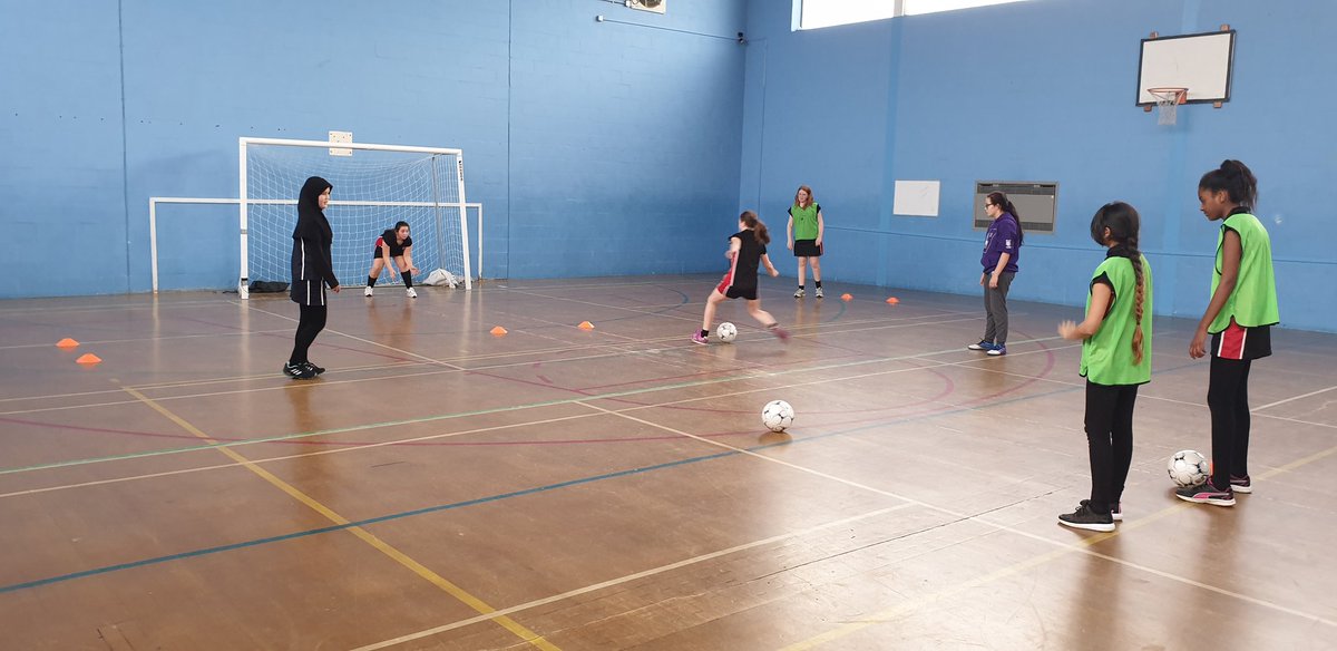 _KA_PE's tweet photo. Another fun session by the Football Ambassadors today with the year 7s. Well done to theplayer of the session Lily, for her bravery in goal. The girls are looking forward to Monday's tournament to show off how much they've improved. #gameofourown #leadership #capturethefootball https://t.co/Cdit6aXWBR