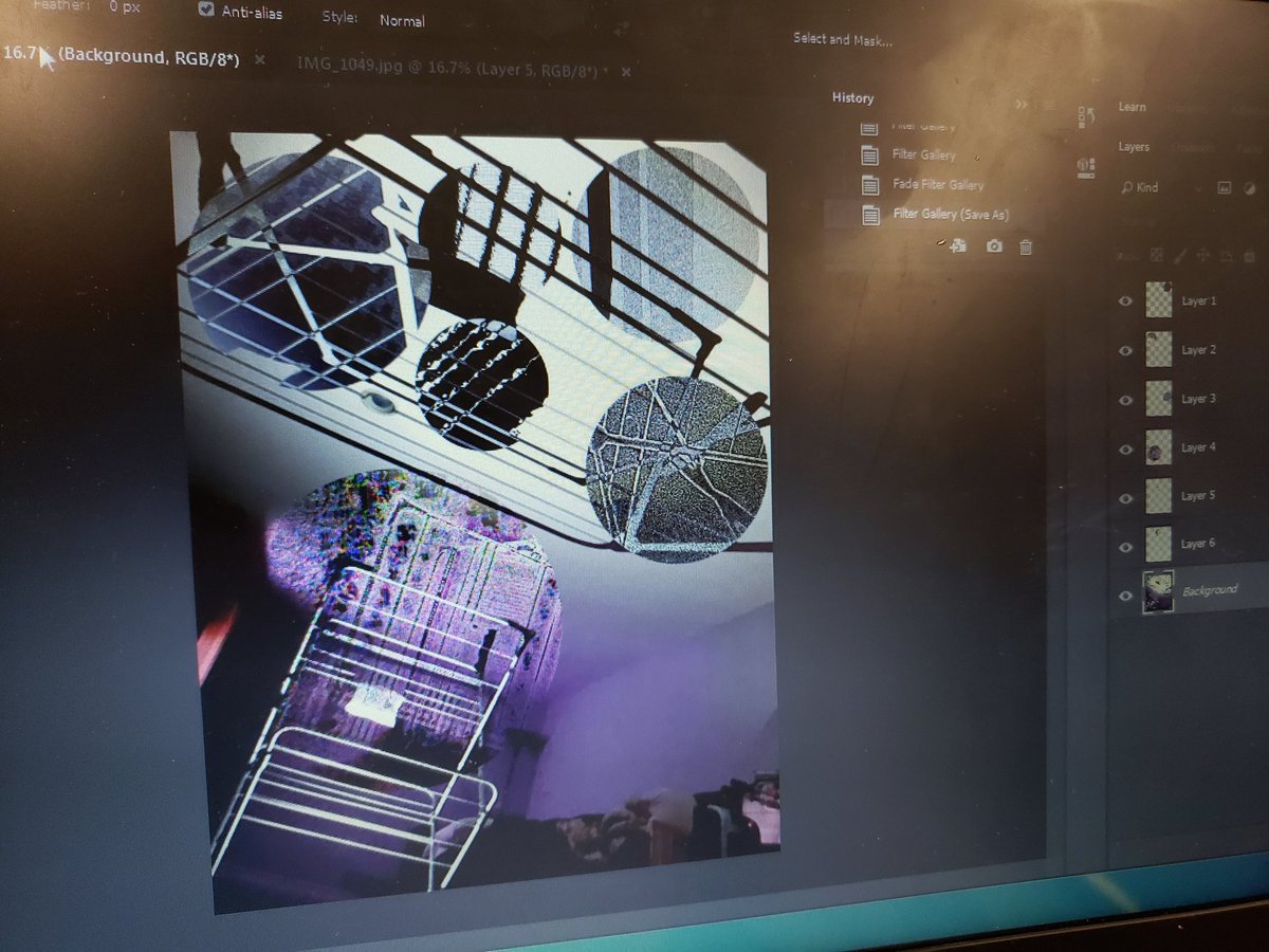 keldesmond's tweet photo. Learning #photoshop in #mephamphoto. #mephampiratepride https://t.co/JDsYkHYPDG