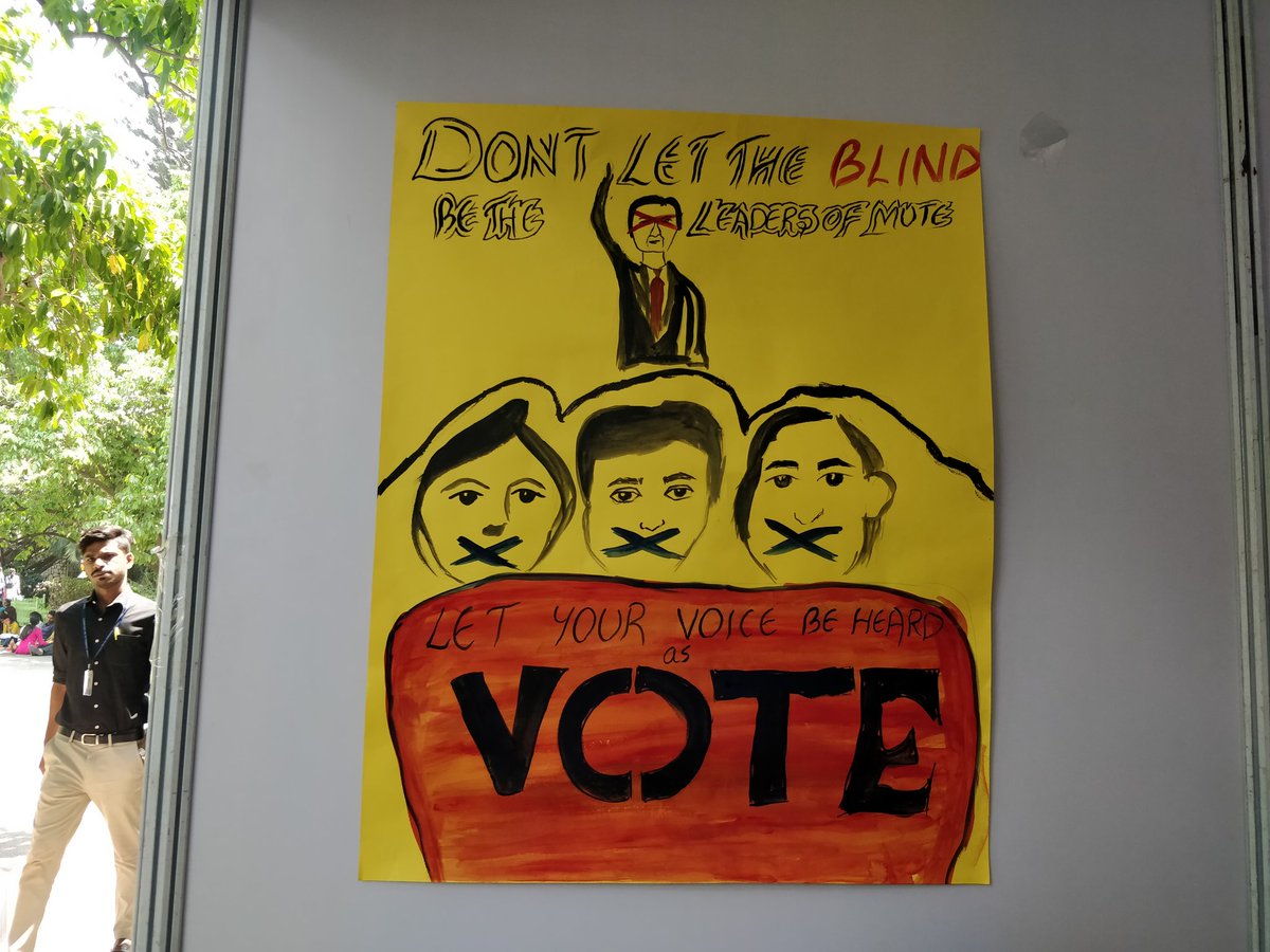 voteokpls1's tweet photo. Students of International Studies of Christ University put up a stall to permit students to get registered as voters and spread awareness about voting to first time voters. #LokSabhaElections2019 #youthleads #youthofindia #vote #Elections2019 https://t.co/5YmYAv8fIf