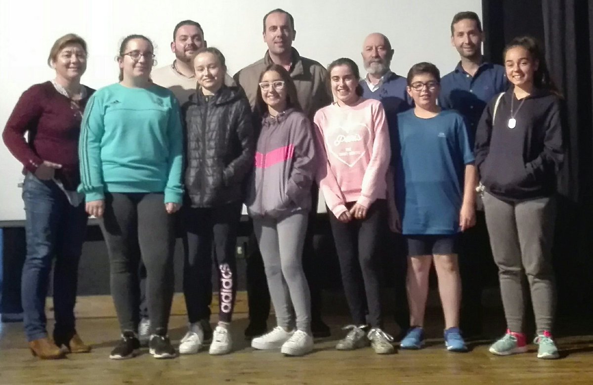 epdlsevilla's tweet photo. Magníficas tardes de encuentros con Ramírez Lozano en @EpdlAlmaden @epdlcantillana incluído bizcocho casero en @epdlsevilla @DIPUSEVI https://t.co/tX7ujPOsjo