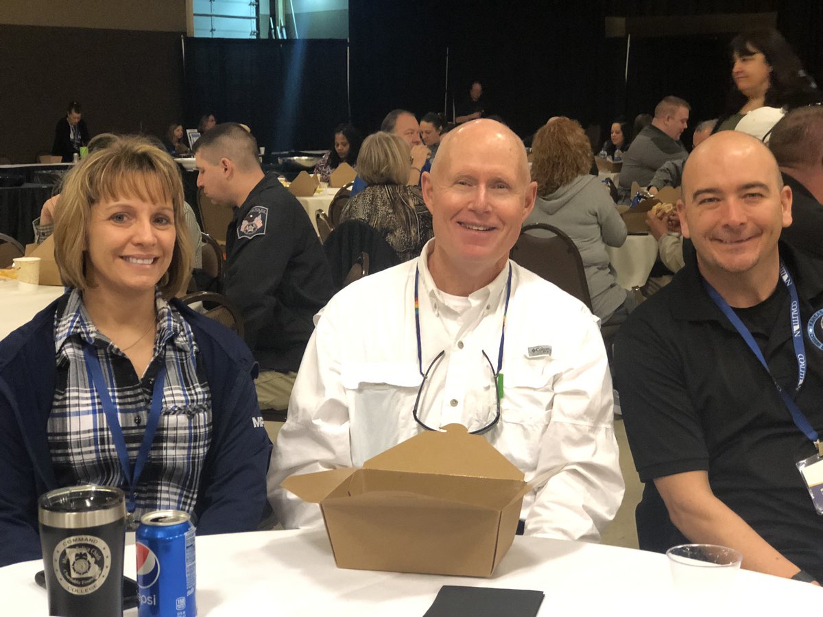 TcouncilTrici's tweet photo. We enjoyed visiting with Dr. Kevin Gilmartin during lunch at the #MOCITCONF19. His message hit home with his talk on cynicism and distrust in #LawEnforcement and how to separate that in personal relationships.  @MOCIT4  https://t.co/fCzw2vrZAP https://t.co/j1Xw3H0hR3