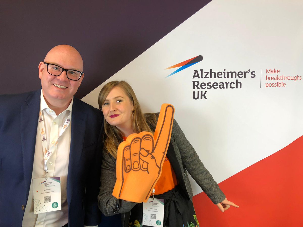 AlzResearchUK's tweet image. Here at #ARUKconf we've been asking people to support our petition calling on government to increase funding for dementia research, to really make breakthroughs possible for people with dementia. You can join them. Foam fingers and wigs optional.

➡️ alzres.uk/petition