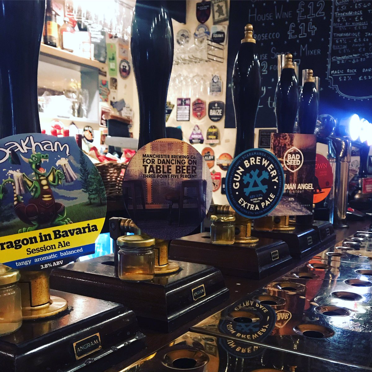 PieandAleMcr's tweet photo. Itβs Tapped Tuesday peeps! 25% off our entire range of rotating cask ales! π» #manchester #northernquarter #tappedtuesday #widweek #offers featuring @oakhamales @mcrbrewingco @gunbrewery @badseedbrewery @beatnikzrep https://t.co/0oIRTLF7Jd