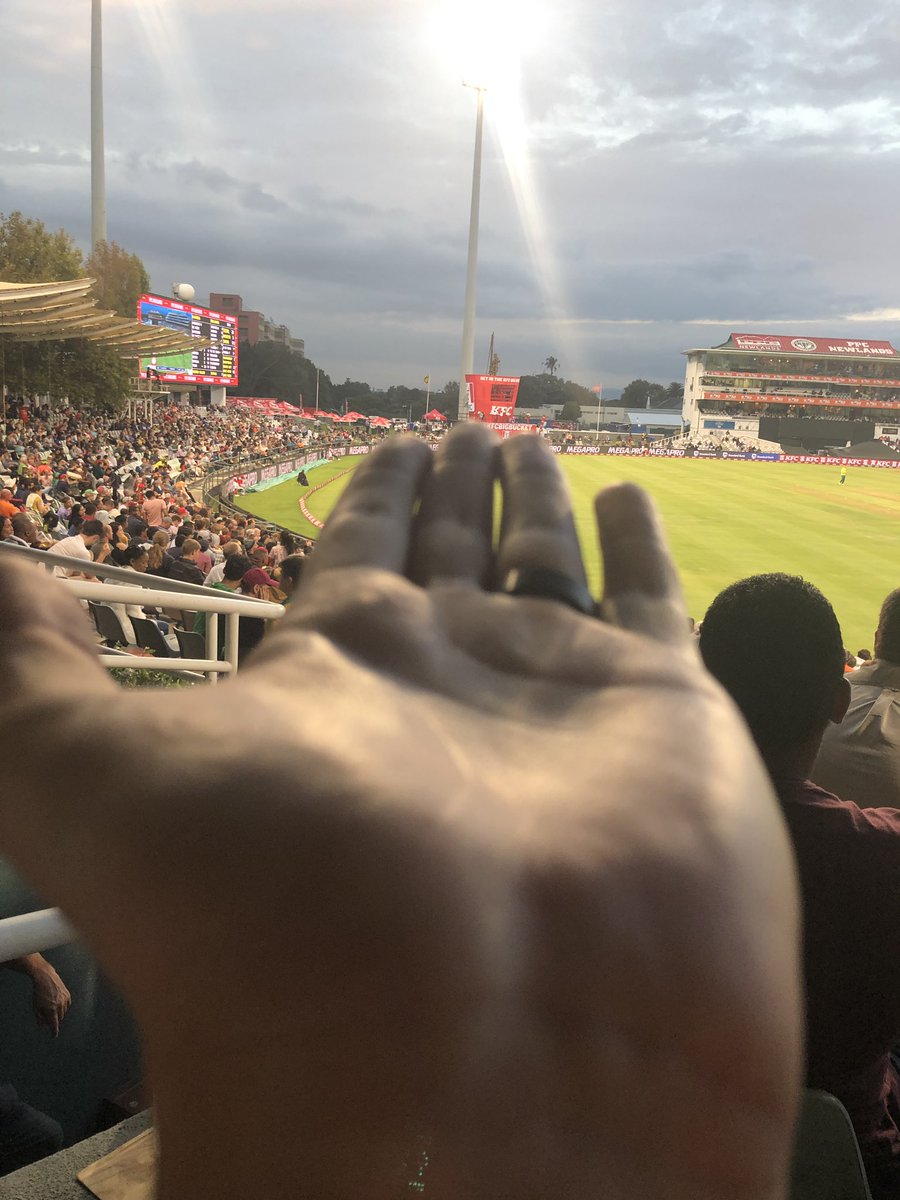 The KFC bucket just feels like a far away dream at this moment... #kfcbigbucket #proteafire #supersport #kfc