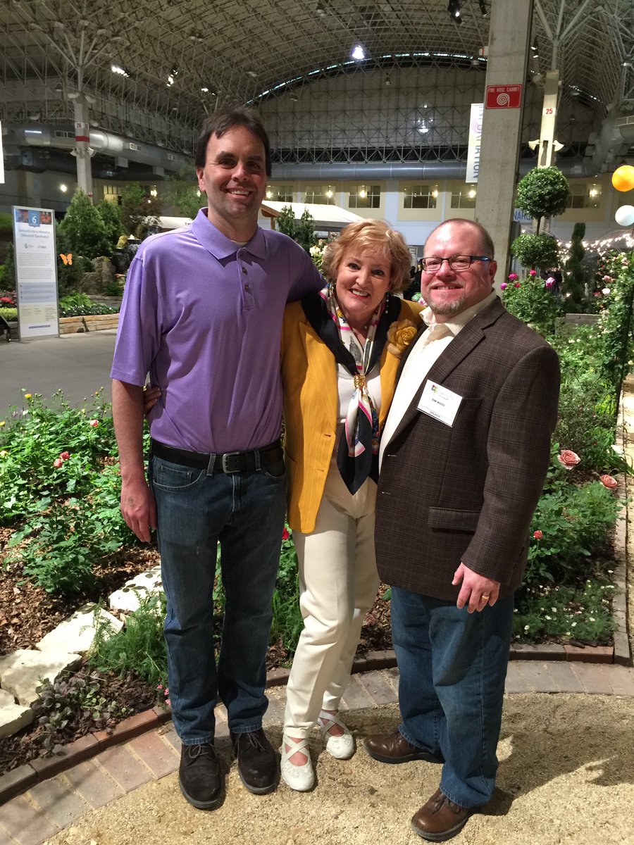 gagasgarden's tweet photo. Come discover tales of gardening glory @ChicagoFlower March 20-24th @NavyPier 

Info + Tickets https://t.co/XGrKEqlpzP 

See you there!!

#ChicagoFlower #CFGS #gagasgarden @PlantAStar https://t.co/rb2Jj5yq61
