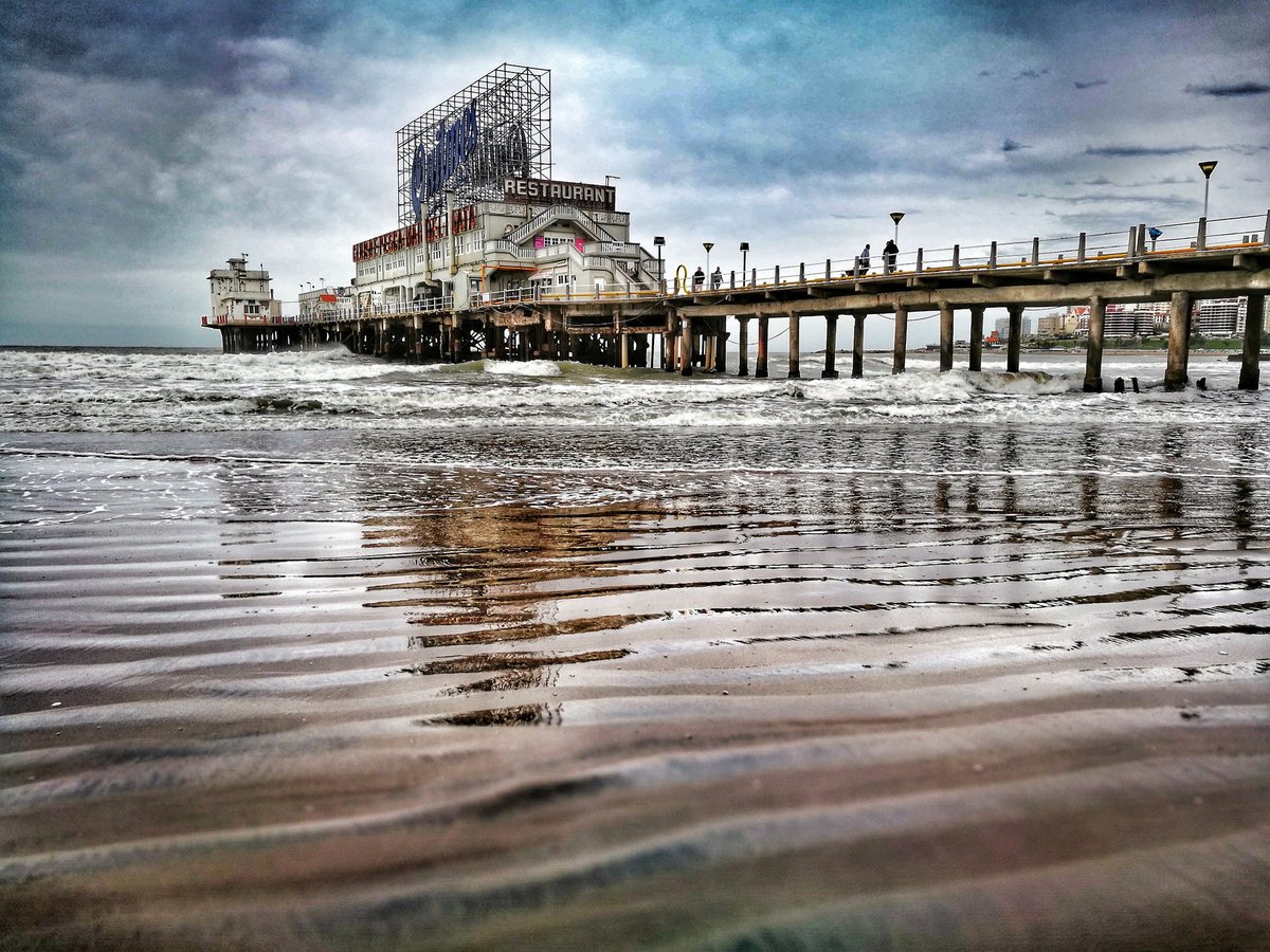 mperezpelaez's tweet photo. Y el otoño que se avecina....
#Foto MPP #MarDelPlata https://t.co/6Em8i0qdJA