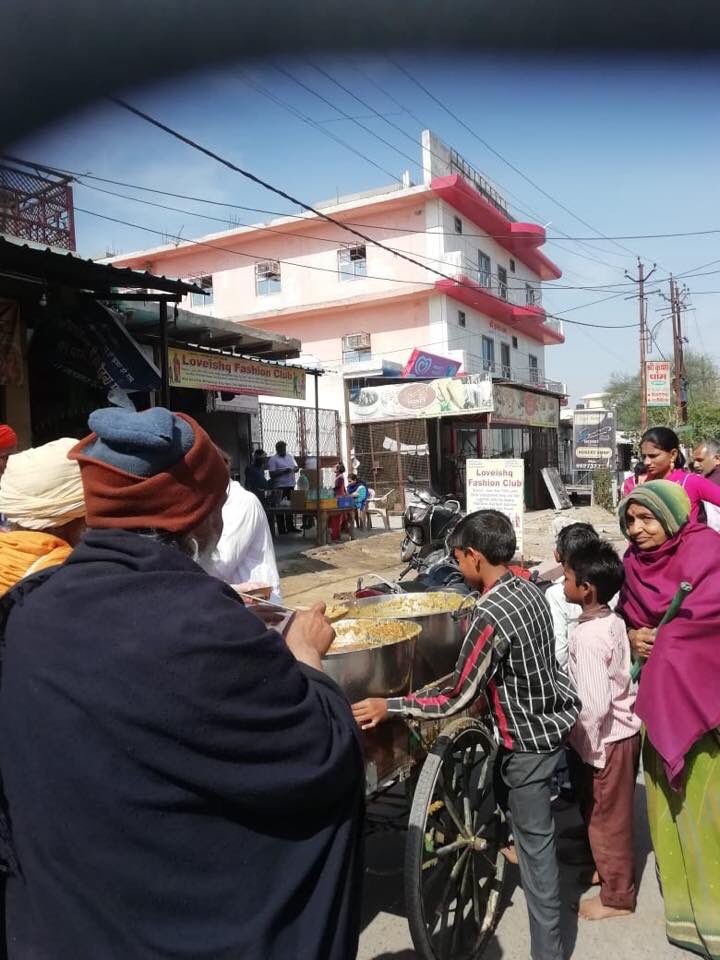 radhe_kunj's tweet photo. Taking Prasadam from Radhe Kunj to the streets of Vraj, serving Prasadam to all! https://t.co/WALFxX9SoL