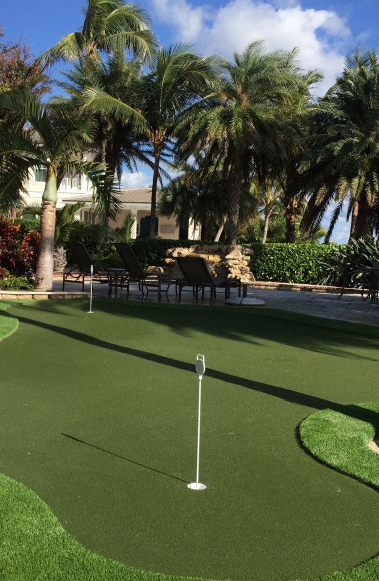 CompleteSynTurf's tweet photo. Whether you're looking to hang out pool side, on the green, or in your lawn - we've got solutions for big or small spaces. Let us help transform your space! Contact us today for a free consultation. https://t.co/pUgH4g6OHp https://t.co/VWmG0NbPo8