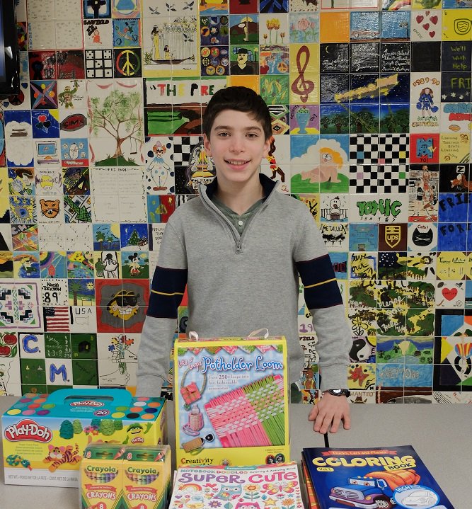 MFCHatWMC's tweet photo. Thank you, student council members at Central Middle School in Greenwich, CT, for your donation of coloring books, crayons, and crafts! Our patients are enjoying these, especially during #ChildrensHospitalWeek.  #MFCH https://t.co/JgNP3w3ih3