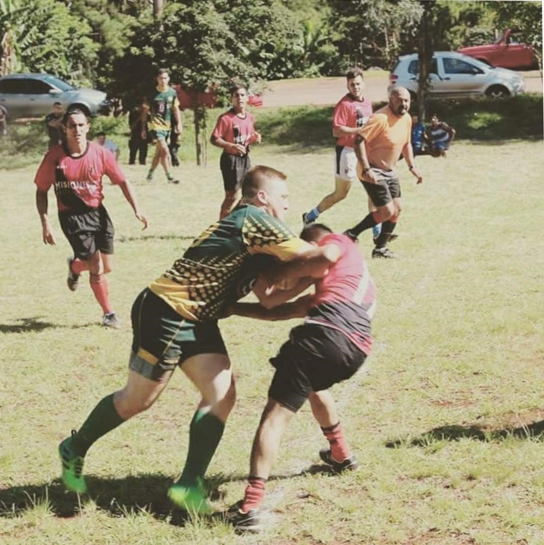 ToroSportsNZ's tweet photo. Argentinean Prop Tomas Fredrich arrives in Rio de Janeiro to play elite cup in Brazil. He is the new asset to the Niteroi Rugby Club. A Tight Head Pop with strong scrum and multi dimensional vision. #NiteroiRugby #ToroRecruitment #RugbyRecruitment https://t.co/q9ytO2kdNM