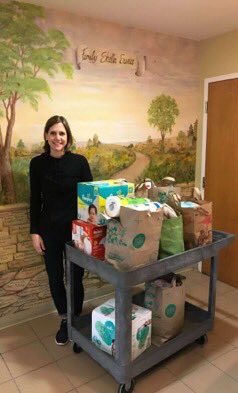 Thank you Heather Hester and and the members of the National Charity League Hinsdale and Clarendon Hills Chapter Class of 2021 for holding a collection drive to benefit Family Shelter Service. We are truly grateful for your support of our clients!