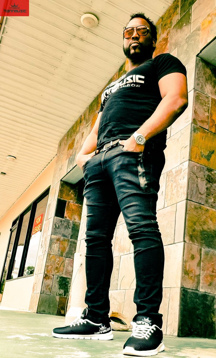 hannmusic's tweet photo. #hannmusic #imnotasking #orlando #success #greatness #onairpersonality #radio #radioplug #royalties #radiolife #rapperlife #musicbusiness #THETAKEOVER #work #orlando https://t.co/qnUvPnXbf8