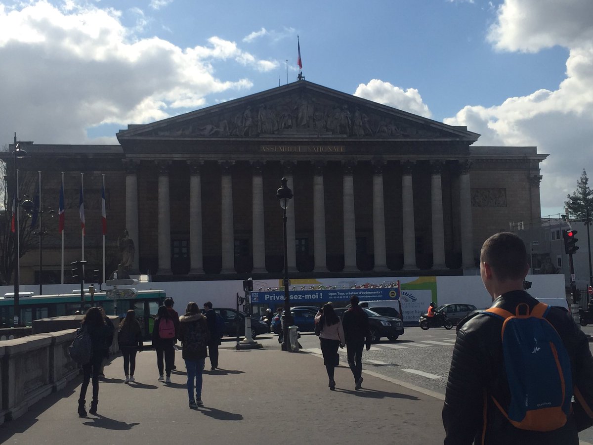 MediaPrevert's tweet photo. Une après-midi riche et passionnante: questions au gouvernement et visite du Palais Bourbon. Que de débats ! @AssembleeNat @clgjprevert33 #SAAPrevert #SPME19 @mespecel @madamep1 https://t.co/Pw5mXZIj1J
