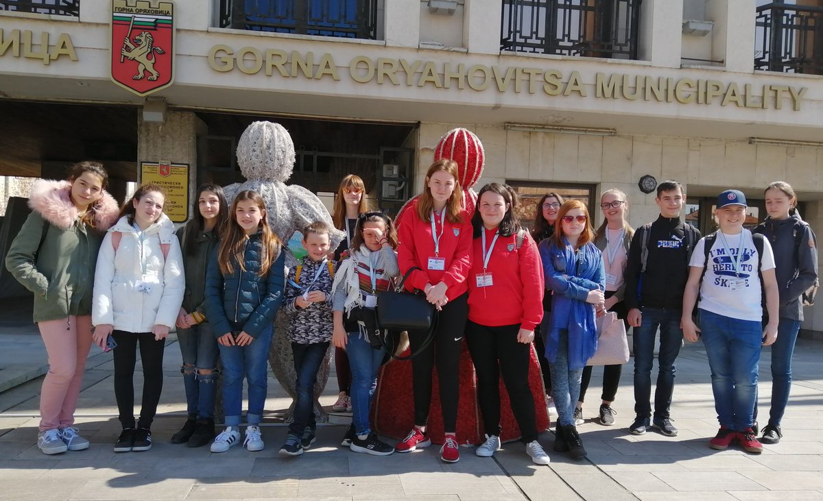 ActGlobCitizen's tweet photo. Day 2 #EU-Adventures.com: an historical and modern look at Bulgarian culture for @glanymorschool EU Ambassadors! Meeting with the Mayor of Gorna Oryahovitsa to discuss the importance of EU partnerships and visit to Veliko Tarnovo @erasmusplusUK 🇧🇬🇪🇺🏴󠁧󠁢󠁷󠁬󠁳󠁿 https://t.co/tcah4IO3vX