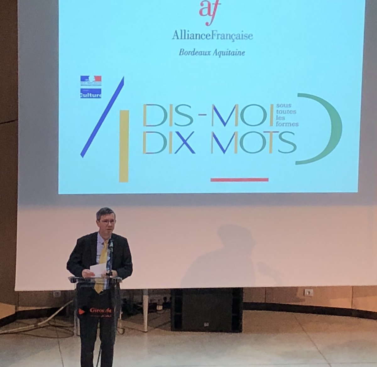 DareicBordeaux's tweet photo. Remise des prix concours “Dis moi dix mots” #francophonie edition 2019 en partenariat avec @AFBordeaux https://t.co/lXMokkPXBD