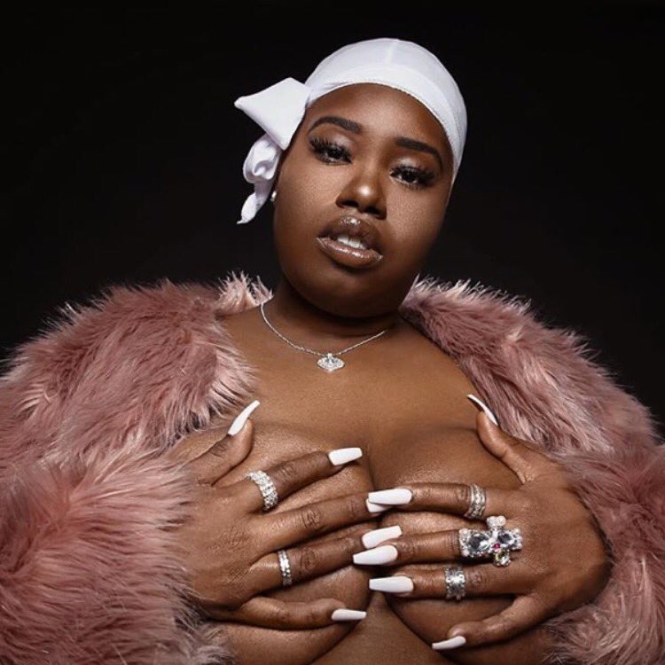 TheJeannieShow's tweet photo. This woman is gonna BLOW all the way UP ... keep ya eyes and ears open for comedian/actress @KeepItOnTheDELO π€π¬π₯ #MeowStatus πΎ https://t.co/EvE6UWLKKv