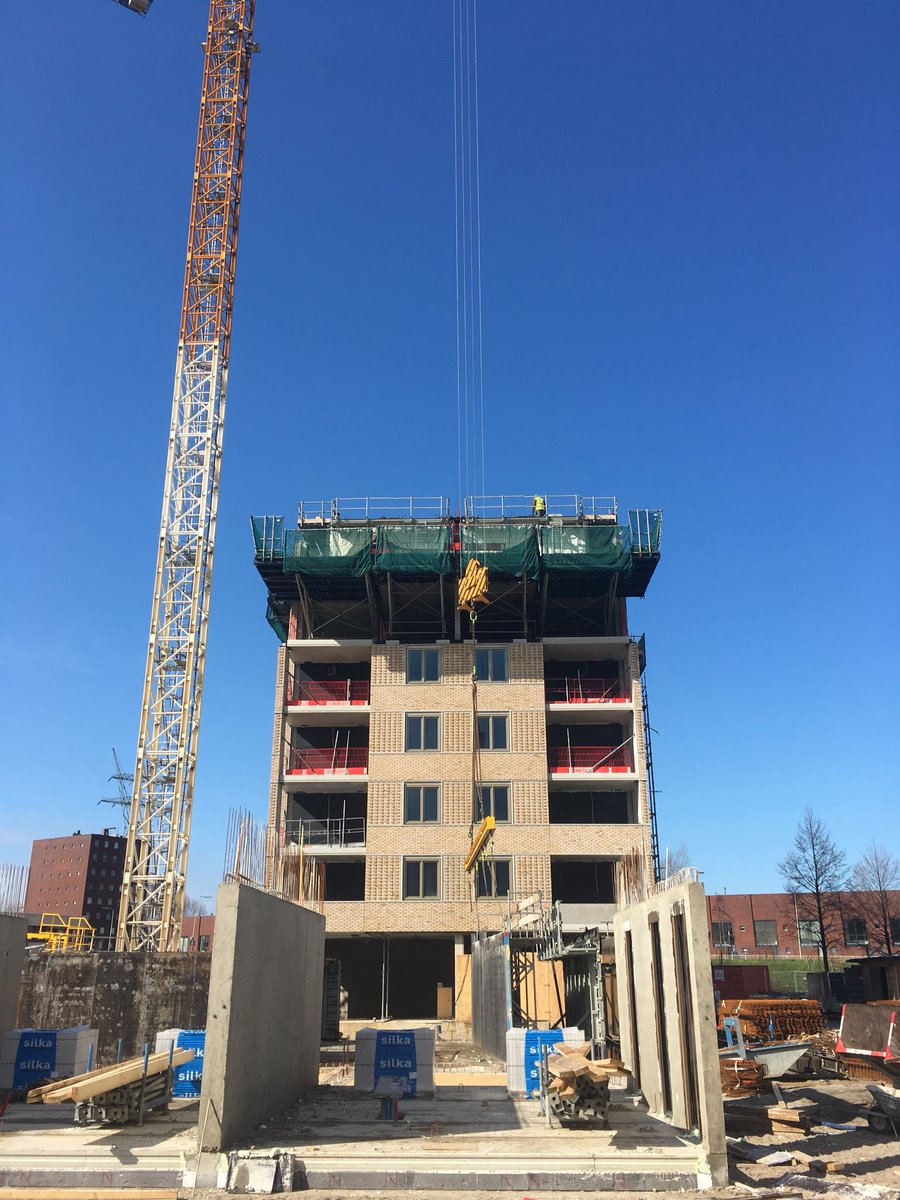 theunkelder's tweet photo. #leiderdorp we gaan omhoog. https://t.co/FH9oX7Grew