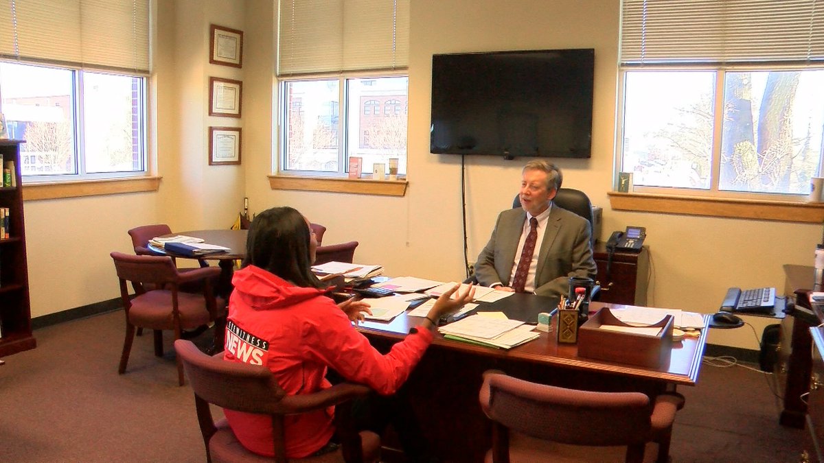 MorganParrishTV's tweet photo. Headed out to @BloomsburgU this afternoon to learn more about their #AnchorProgram and the generous gift donation they received to help push the program forward. Details on @wbrewyou tonight at 5:30! https://t.co/6FypWBJCFa