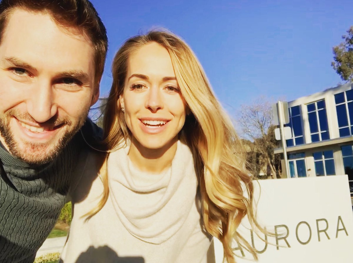 new job alert! 🏎🏎 thrilled to be <a href="/aurora_inno/">Aurora</a> bringing autonomous vehicles to life w some of the best people, incl one <a href="/OphirSamson/">Ophir Samson</a>. (I’m still investing w <a href="/straydogvc/">Stray Dog</a> <a href="/foundersfund/">Founders Fund</a> so keep those reach-outs coming!) #allgasnobrakes #electricfeels now accepting all driving puns