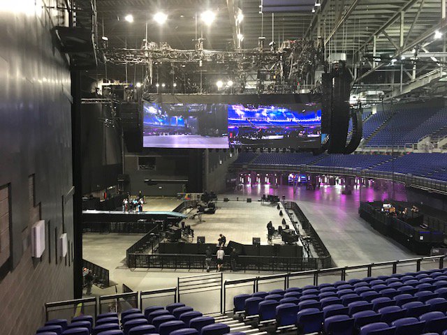 We are ready <a href="/Drake/">Drizzy</a> <a href="/3ArenaDublin/">3Arena</a>  Come on in <a href="/frankjezevents/">Frank Jez VIP Events</a> <a href="/jiimjones/">jim jones ents</a> <a href="/djahmed_ireland/">Ahmed Idris</a> -
